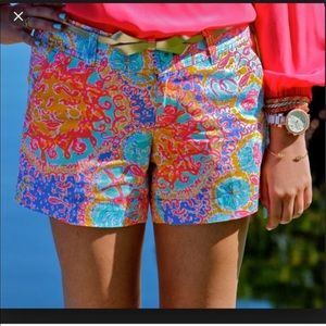 Lilly Pulitzer “follow the sun” 5’ Callahan short